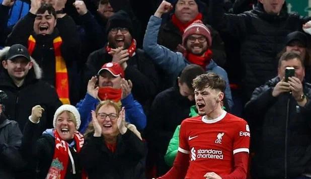 包含利物浦新星崭露头角，未来或成球队顶梁柱，由于今天.的词条